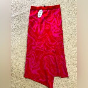 Scoop Asymmetrical Pink/Red